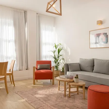 Maryflower Premium Piraeus